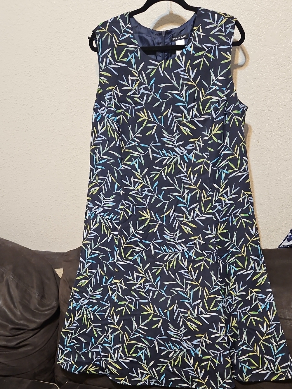 Bahari Navy Sleeveless Leaf-Print Shift Dress